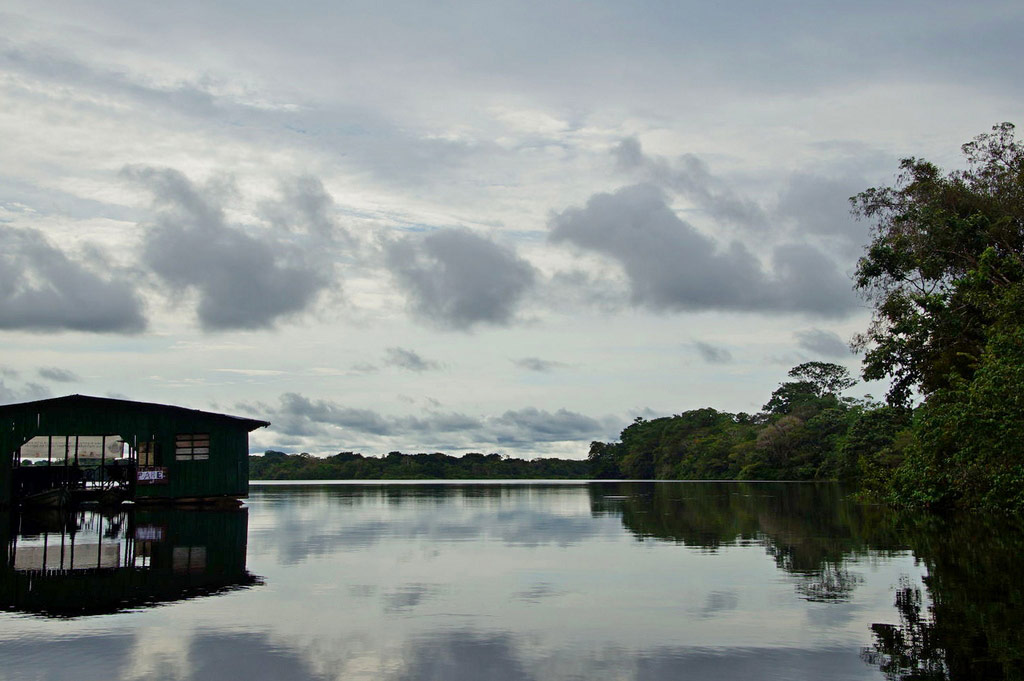 Reiseblogger Puriy unterwegs am Amazonas